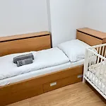 Villa Johnyho Bydleni Velikovska 10, Zlin-stipa