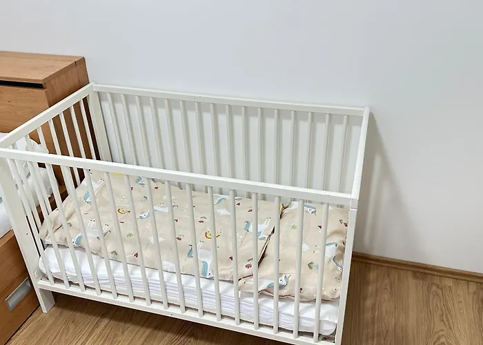 Johnyho Bydleni Velikovska 10, Zlin-stipa *